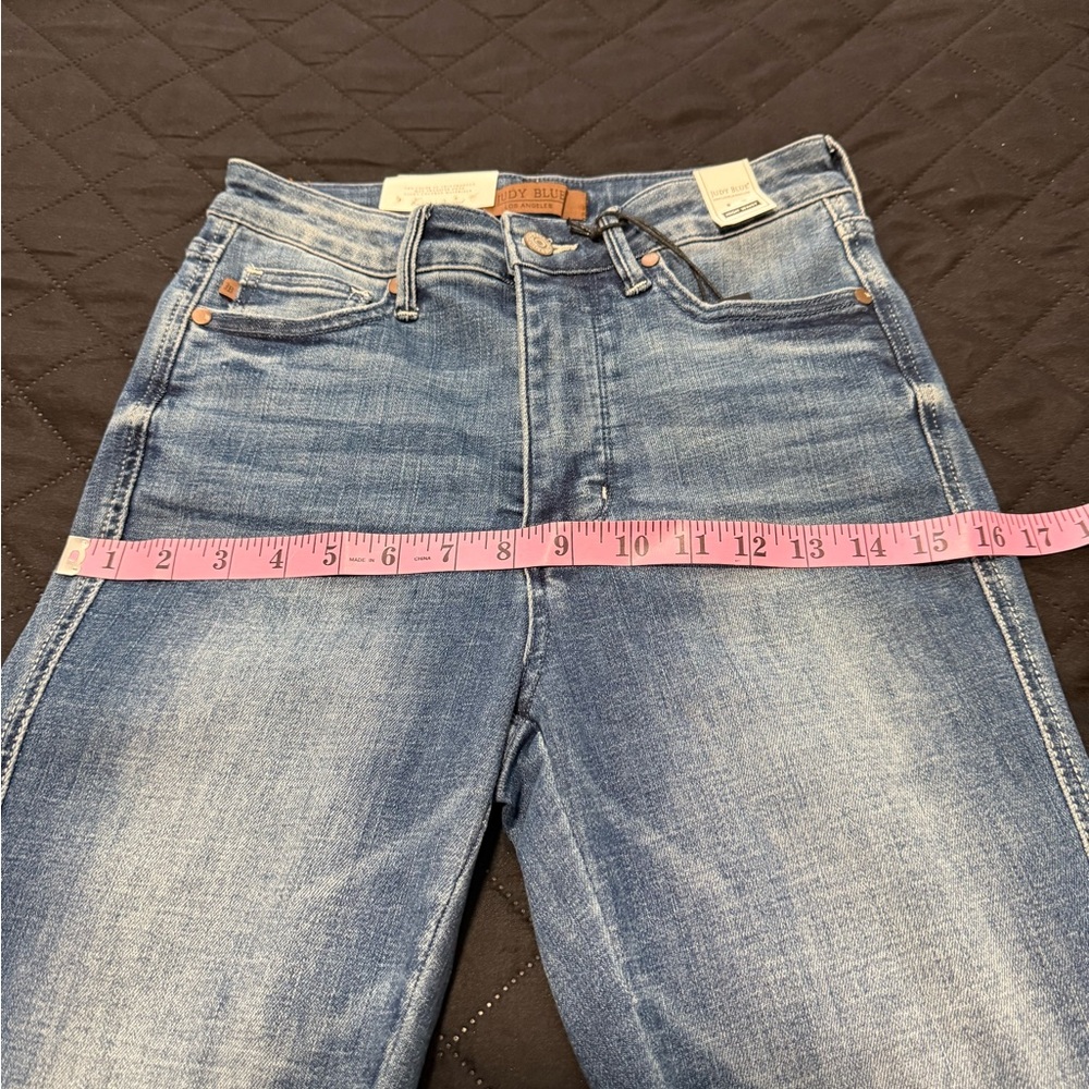 Judy Blue Denim Straight Capri Jean in Deep Blue - Picture 10 of 16